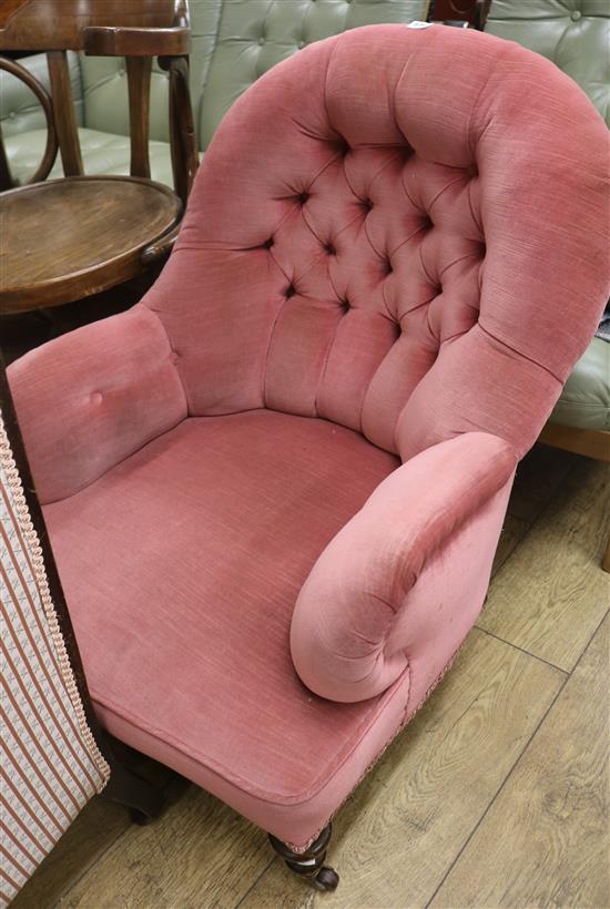 A Victorian buttonback nursing chair, W.68cm